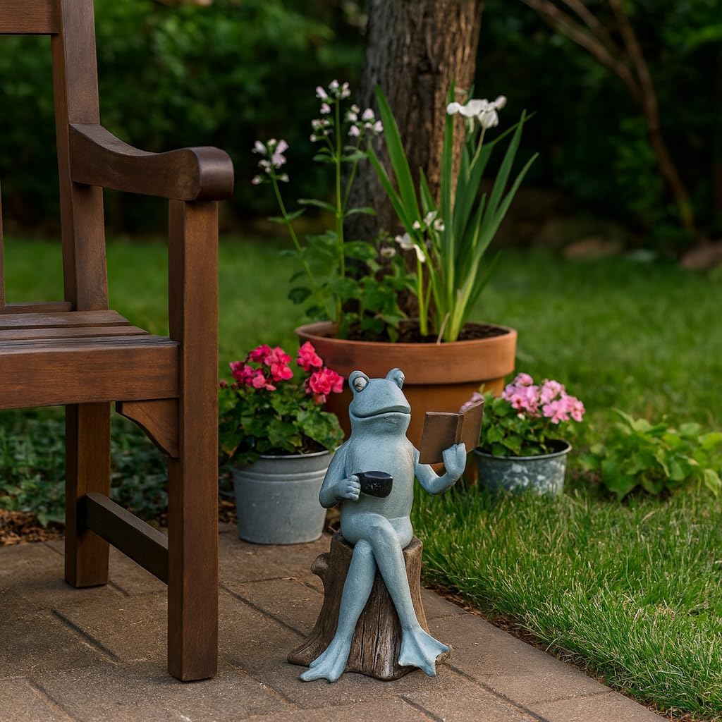 Resin Frog On Stump Garden Statue