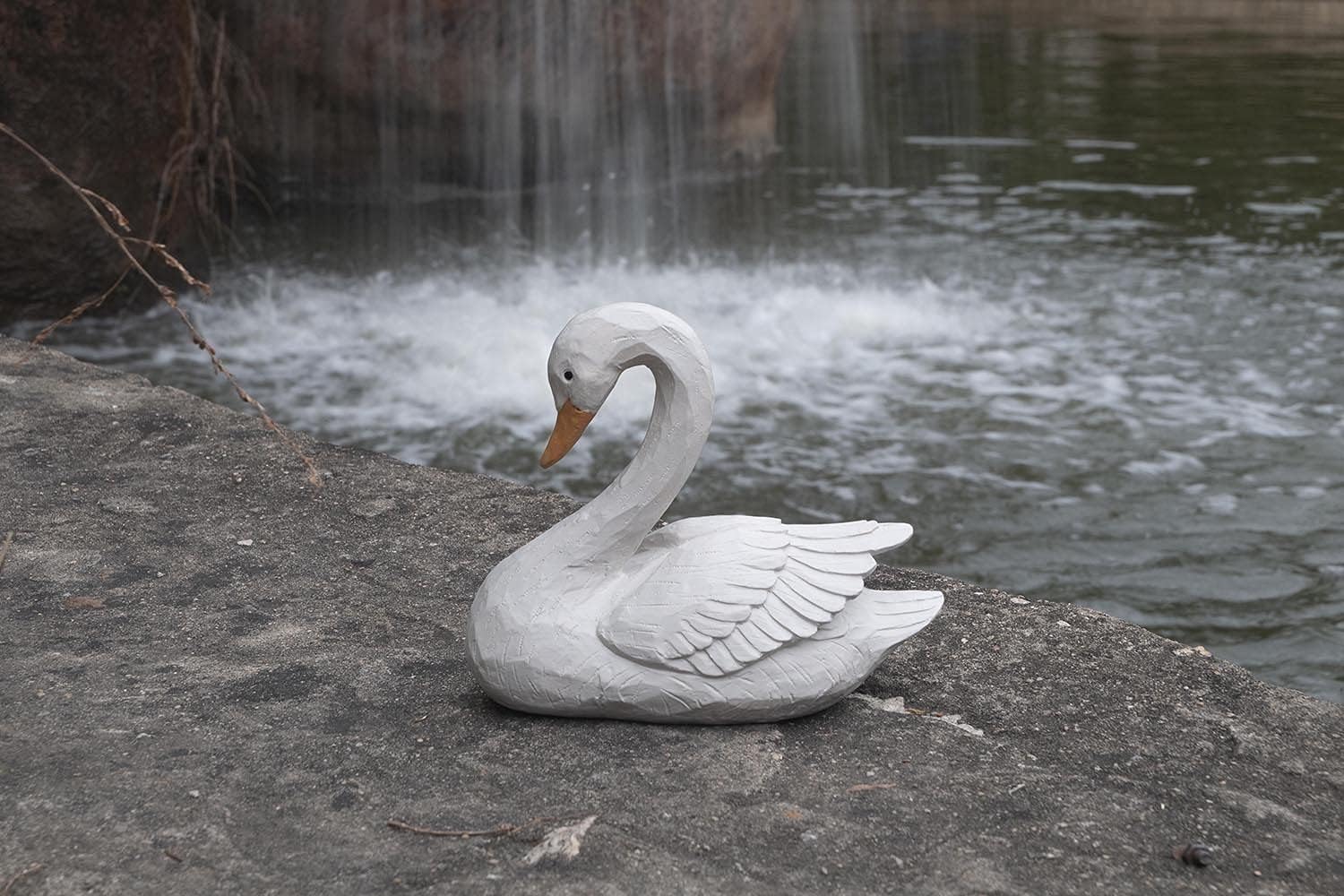 Resin White Swan Garden Statue Decor