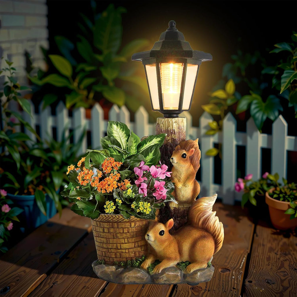 Solar Squirrel Garden Statue Decor